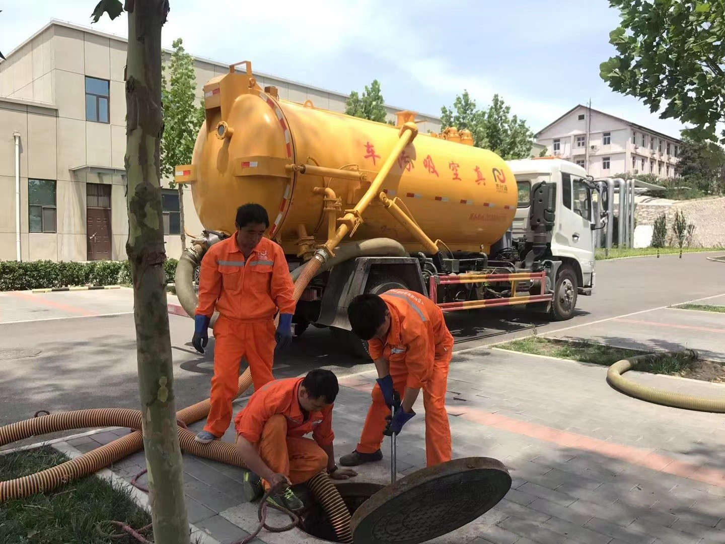 阿城化粪池清理与5-8吨吸粪车施工效率分析